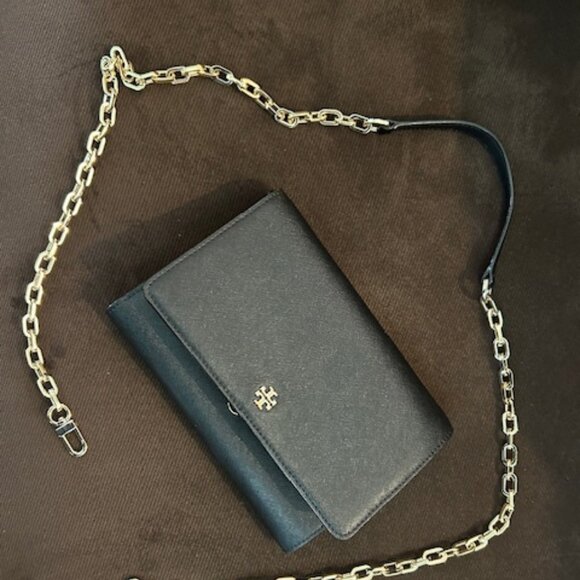 Tory Burch Robinson Saffiano Leather Wallet on a Chain Crossbody - Picture 2 of 6